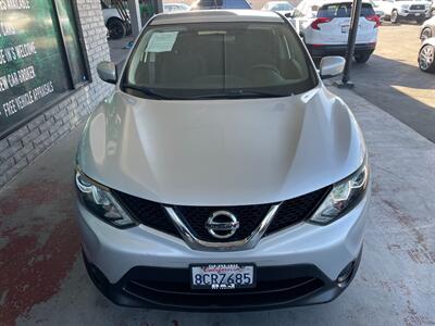 2017 Nissan Rogue Sport S   - Photo 13 - Orange, CA 92868