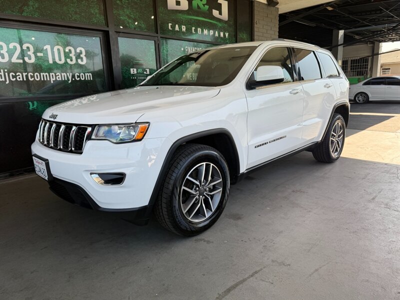 2020 Jeep Grand Cherokee Laredo E