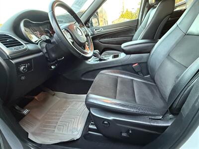 2020 Jeep Grand Cherokee Laredo E   - Photo 17 - Orange, CA 92868