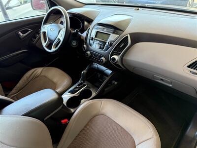 2011 Hyundai TUCSON GLS   - Photo 25 - Orange, CA 92868