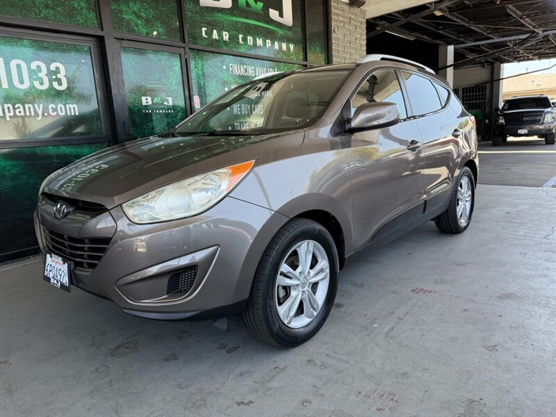 2011 Hyundai TUCSON GLS - Photo 1 - Orange, CA 92868