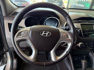 2011 Hyundai TUCSON GLS   - Photo 19 - Orange, CA 92868