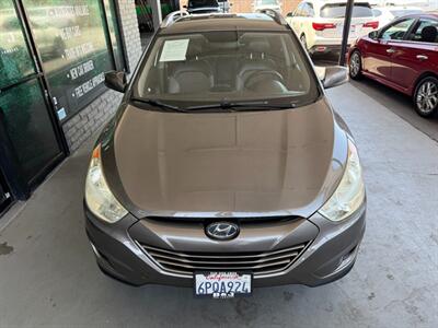 2011 Hyundai TUCSON GLS   - Photo 13 - Orange, CA 92868