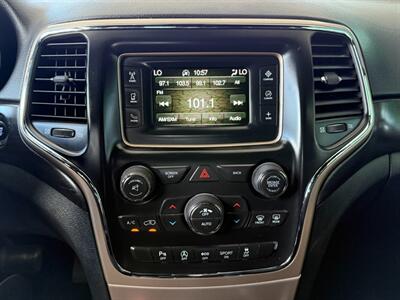 2017 Jeep Grand Cherokee Laredo   - Photo 30 - Orange, CA 92868