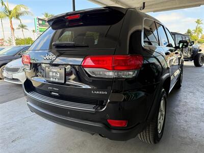 2017 Jeep Grand Cherokee Laredo   - Photo 11 - Orange, CA 92868