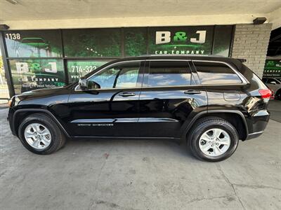 2017 Jeep Grand Cherokee Laredo   - Photo 4 - Orange, CA 92868