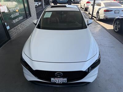 2022 Mazda Mazda3 Hatchback Premium - Photo 13 - Orange, CA 92868