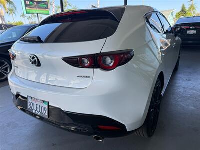 2022 Mazda Mazda3 Hatchback Premium - Photo 11 - Orange, CA 92868