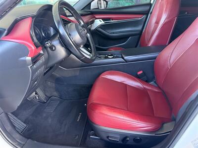 2022 Mazda Mazda3 Hatchback Premium - Photo 18 - Orange, CA 92868