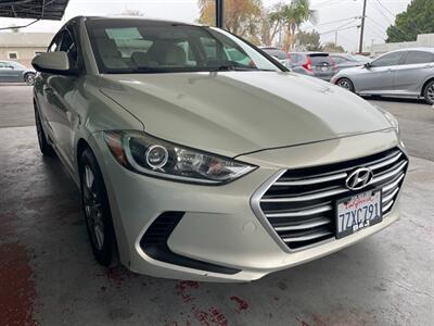 2017 Hyundai ELANTRA SE   - Photo 9 - Orange, CA 92868