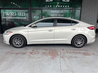 2017 Hyundai ELANTRA SE   - Photo 4 - Orange, CA 92868