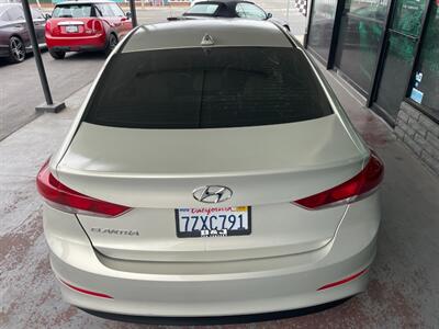 2017 Hyundai ELANTRA SE   - Photo 15 - Orange, CA 92868