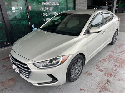 2017 Hyundai ELANTRA SE   - Photo 2 - Orange, CA 92868