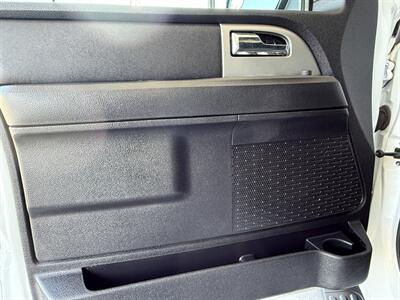 2017 Ford Expedition XLT - Photo 24 - Orange, CA 92868