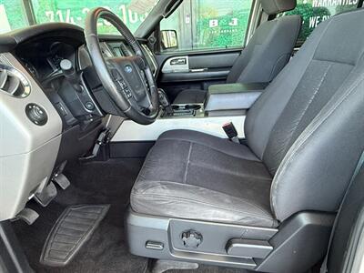 2017 Ford Expedition XLT - Photo 18 - Orange, CA 92868