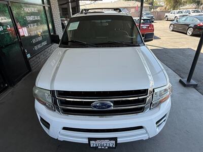 2017 Ford Expedition XLT - Photo 12 - Orange, CA 92868