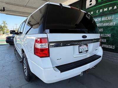 2017 Ford Expedition XLT - Photo 6 - Orange, CA 92868