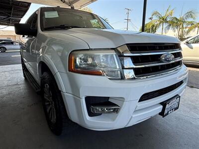 2017 Ford Expedition XLT - Photo 8 - Orange, CA 92868