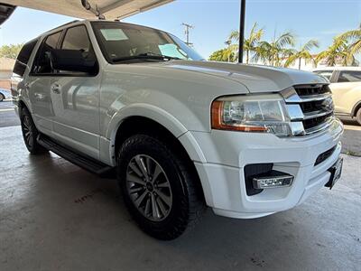 2017 Ford Expedition XLT - Photo 7 - Orange, CA 92868