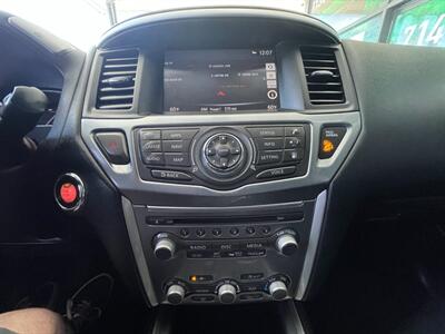 2020 Nissan Pathfinder SL   - Photo 33 - Orange, CA 92868