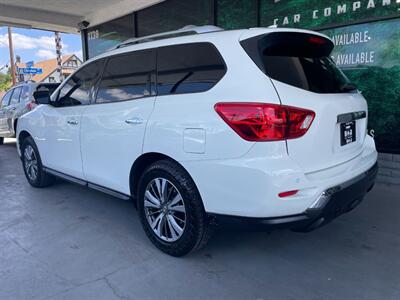 2020 Nissan Pathfinder SL   - Photo 6 - Orange, CA 92868