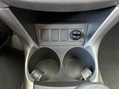 2006 Toyota RAV4   - Photo 29 - Orange, CA 92868