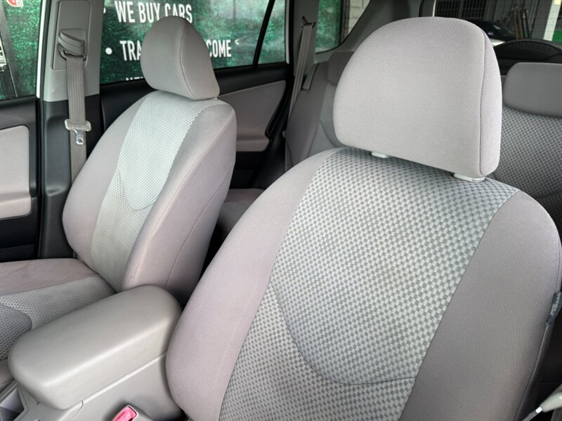 2006 Toyota RAV4 photo 17