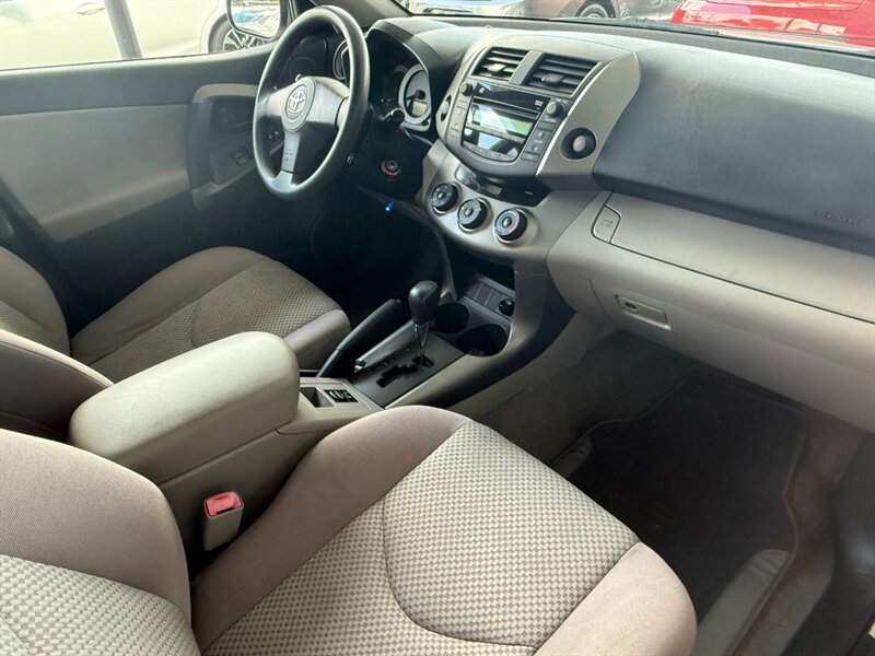 2006 Toyota RAV4 photo 21