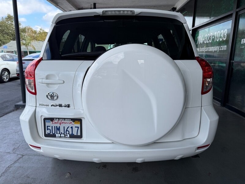 2006 Toyota RAV4 photo 13