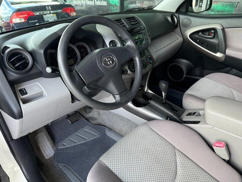 2006 Toyota RAV4 photo 15