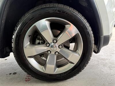 2014 Jeep Grand Cherokee Limited   - Photo 39 - Orange, CA 92868