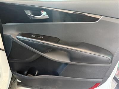 2020 Kia Sorento EX V6   - Photo 31 - Orange, CA 92868