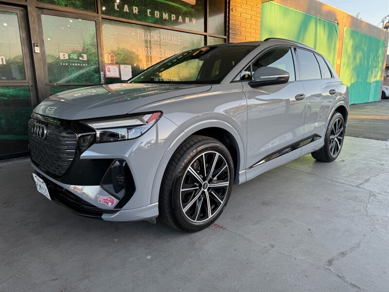 2022 Audi Q4 e-tron quattro Premium Plus  