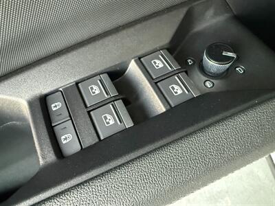 2022 Audi Q4 e-tron quattro Premium Plus   - Photo 24 - Orange, CA 92868