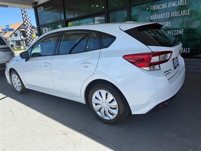 2017 Subaru Impreza 2.0i   - Photo 6 - Orange, CA 92868