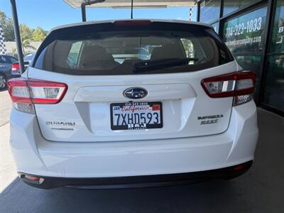 2017 Subaru Impreza 2.0i   - Photo 14 - Orange, CA 92868