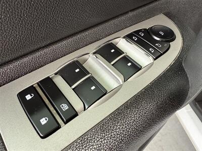 2009 Chevrolet Silverado 1500 LT   - Photo 25 - Orange, CA 92868
