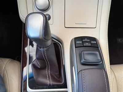 2016 Lexus ES 350   - Photo 38 - Orange, CA 92868