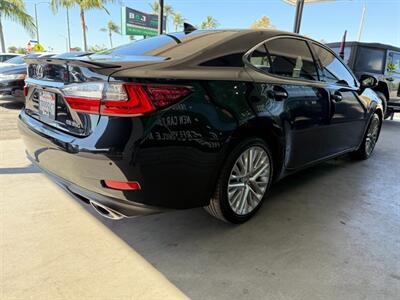 2016 Lexus ES 350   - Photo 10 - Orange, CA 92868