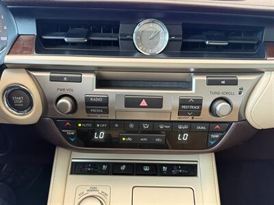 2016 Lexus ES 350   - Photo 36 - Orange, CA 92868