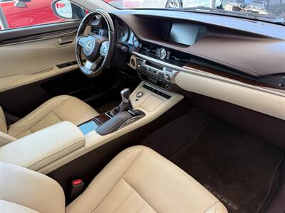 2016 Lexus ES 350   - Photo 29 - Orange, CA 92868