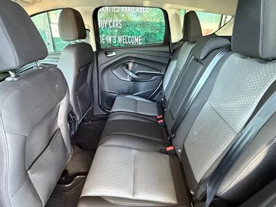 2017 Ford Escape SE - Photo 25 - Orange, CA 92868