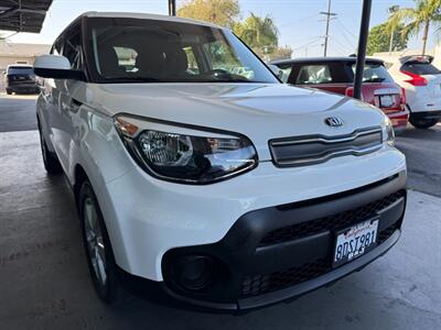 2018 Kia Soul   - Photo 8 - Orange, CA 92868