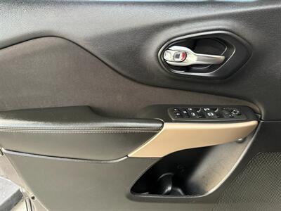 2018 Jeep Cherokee Latitude   - Photo 22 - Orange, CA 92868