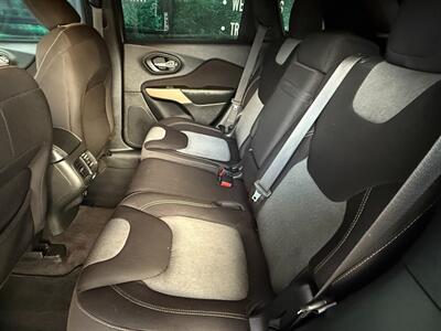 2018 Jeep Cherokee Latitude   - Photo 24 - Orange, CA 92868