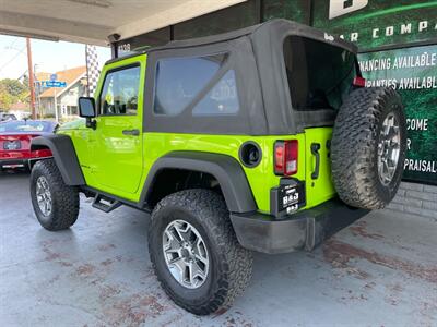 2013 Jeep Wrangler Rubicon   - Photo 5 - Orange, CA 92868