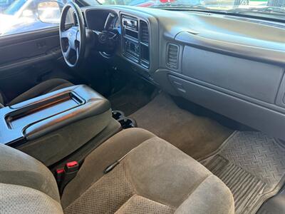 2004 Chevrolet Silverado 2500HD LS   - Photo 23 - Orange, CA 92868