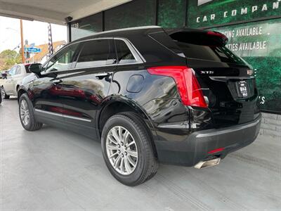 2018 Cadillac XT5 Luxury   - Photo 6 - Orange, CA 92868