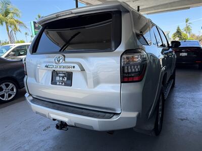 2018 Toyota 4Runner SR5 Premium - Photo 10 - Orange, CA 92868