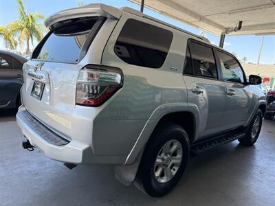 2018 Toyota 4Runner SR5 Premium - Photo 9 - Orange, CA 92868